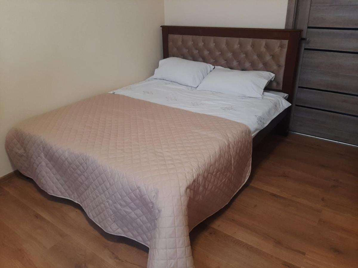 Marka Vovchka Apaartment Lviv Luaran gambar